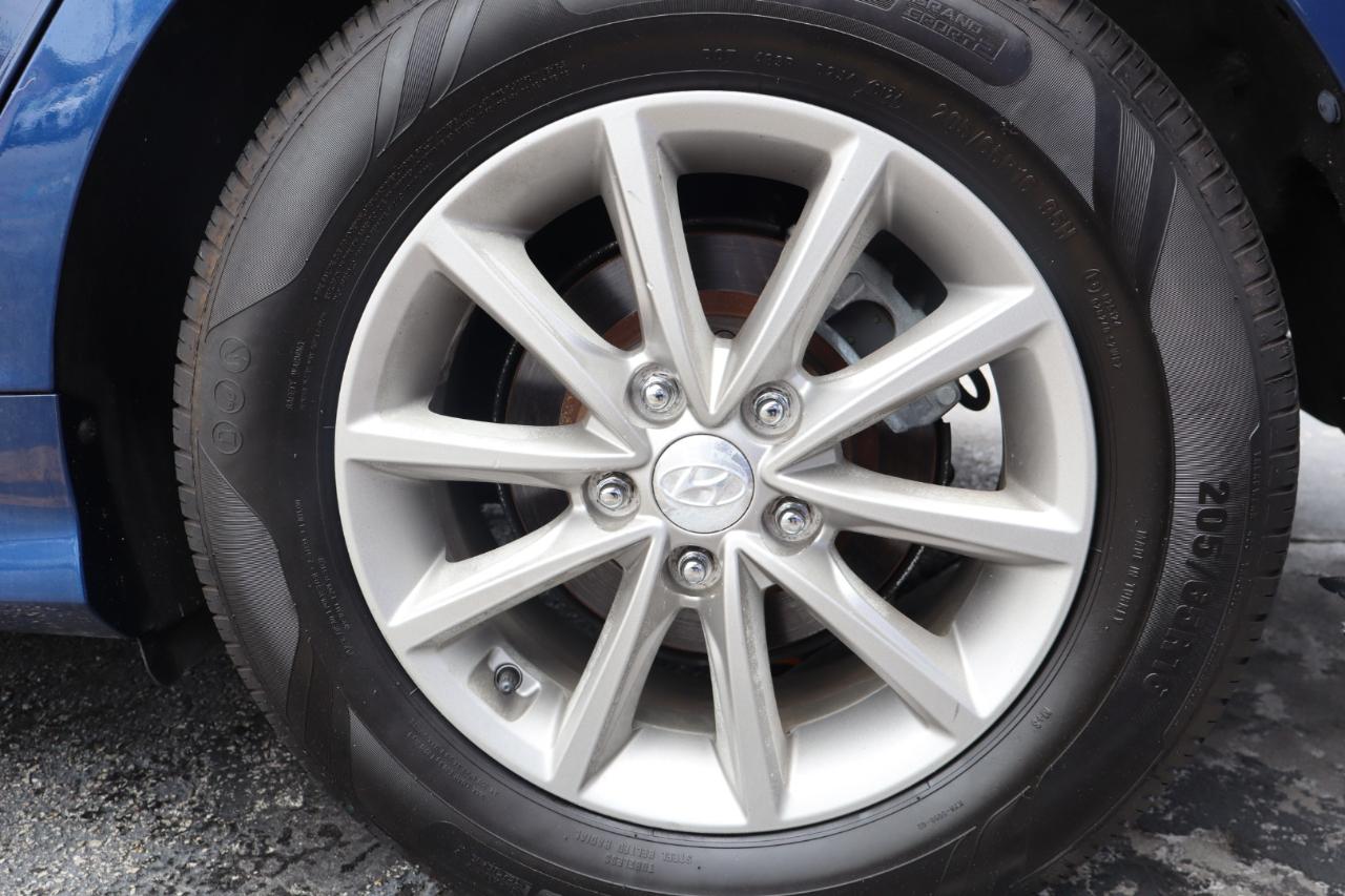 Hyundai Sonata SE 2.4L 2019