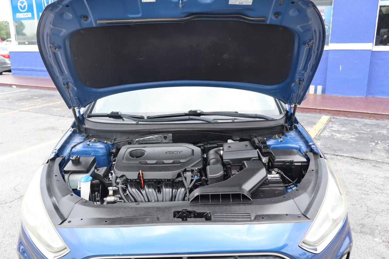Hyundai Sonata SE 2.4L 2019