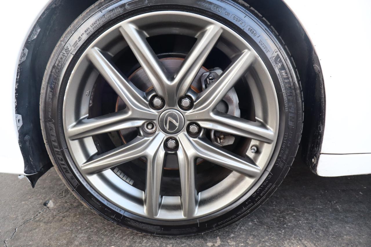 Lexus IS 250 4dr Sport Sdn RWD 2015