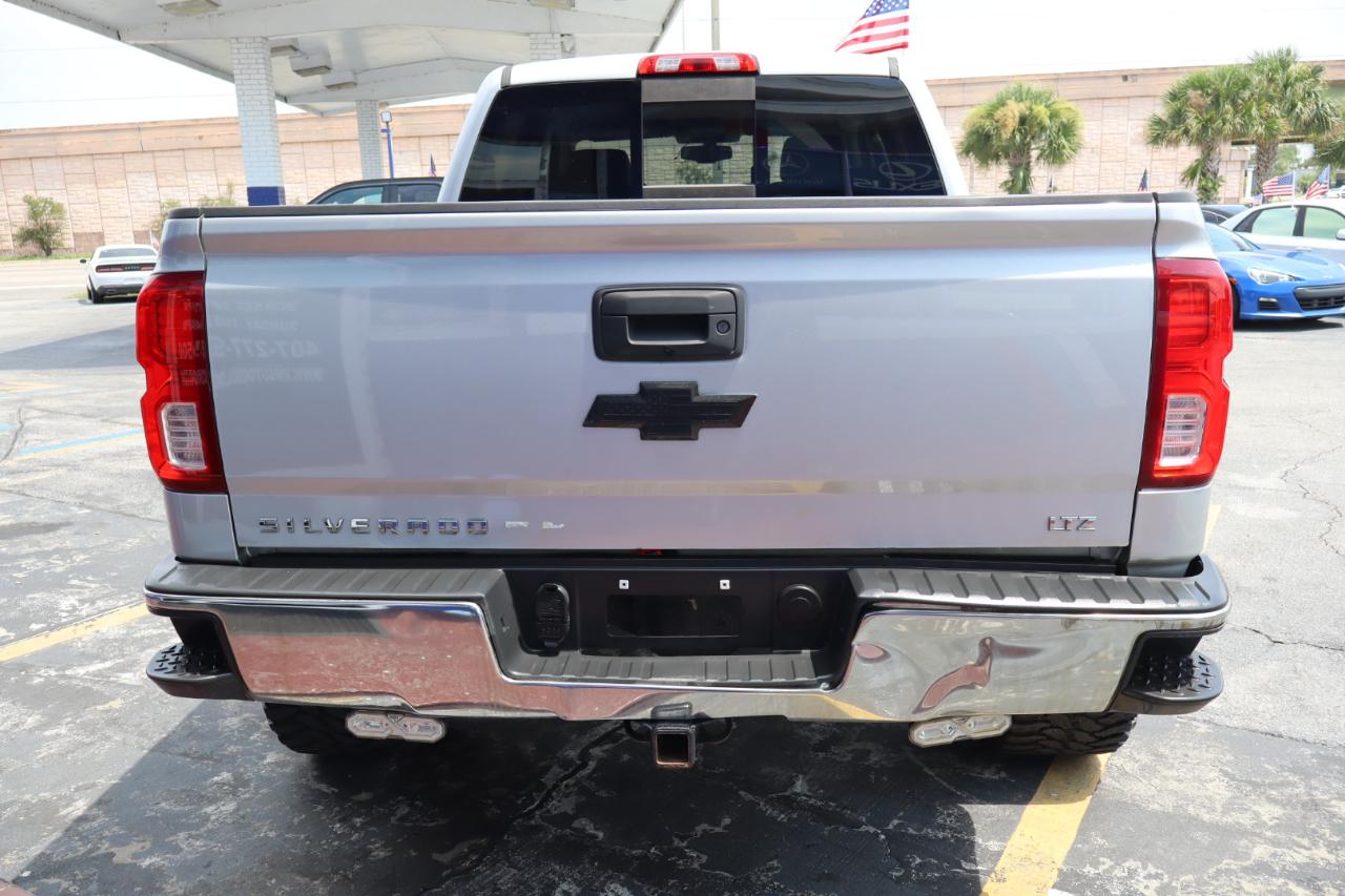 Chevrolet Silverado 1500 4WD Crew Cab 143.5" LTZ w/1LZ 2017