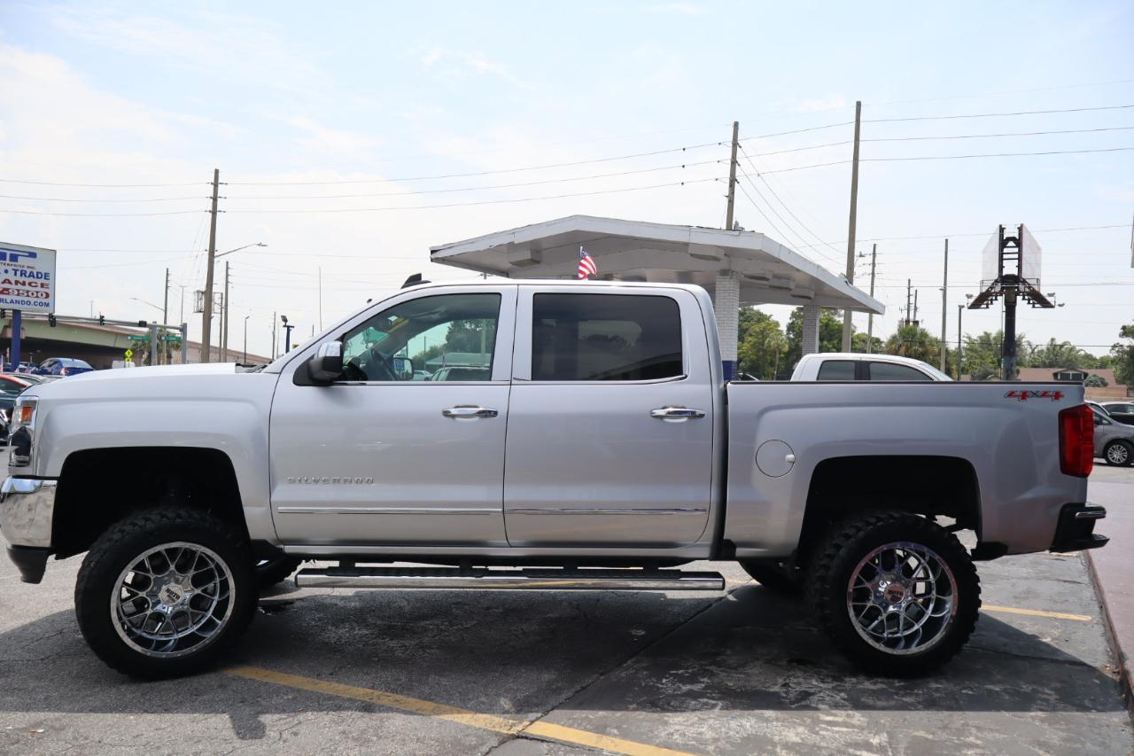 Chevrolet Silverado 1500 4WD Crew Cab 143.5" LTZ w/1LZ 2017