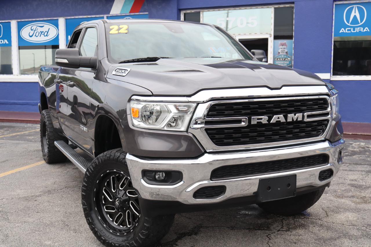 RAM 1500 Big Horn 4x2 Quad Cab 6'4" Box 2022