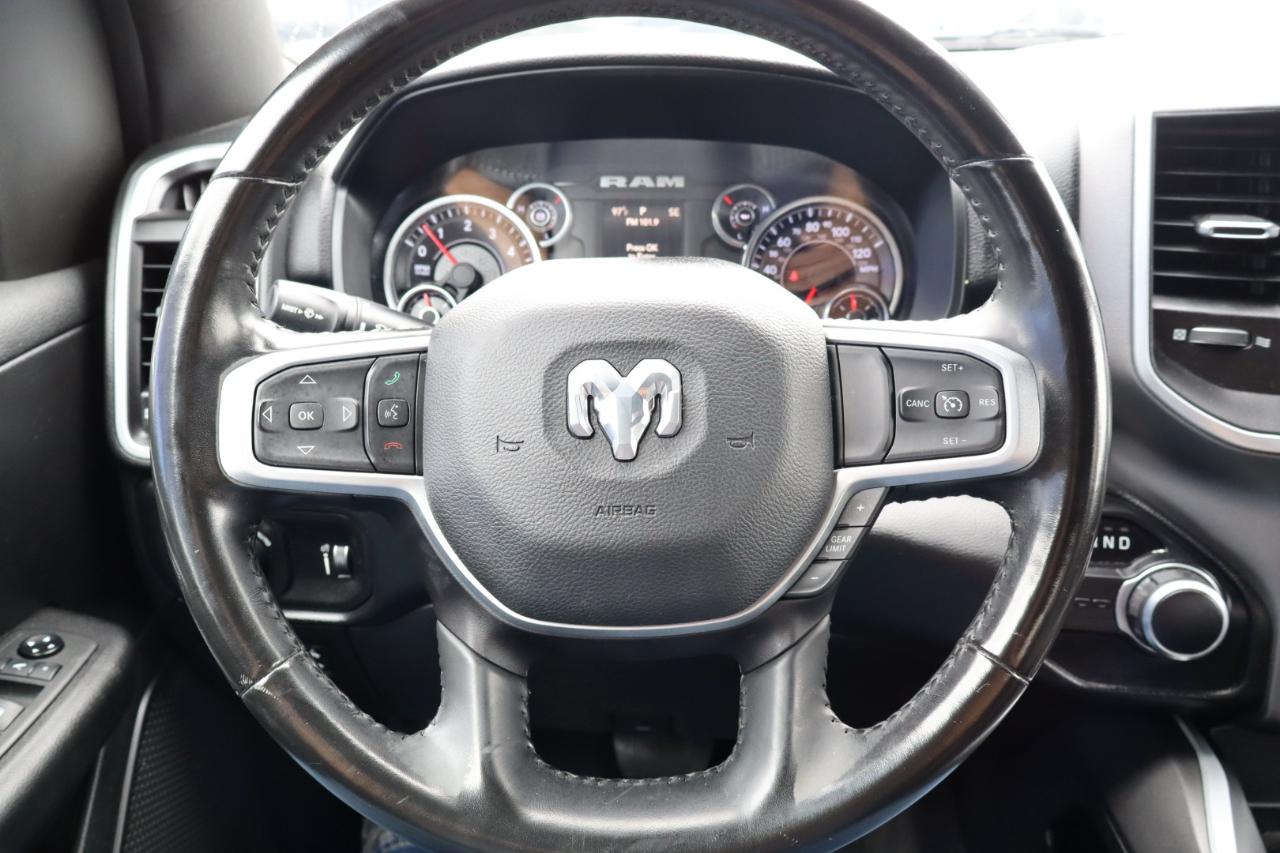 RAM 1500 Big Horn 4x2 Quad Cab 6'4" Box 2022
