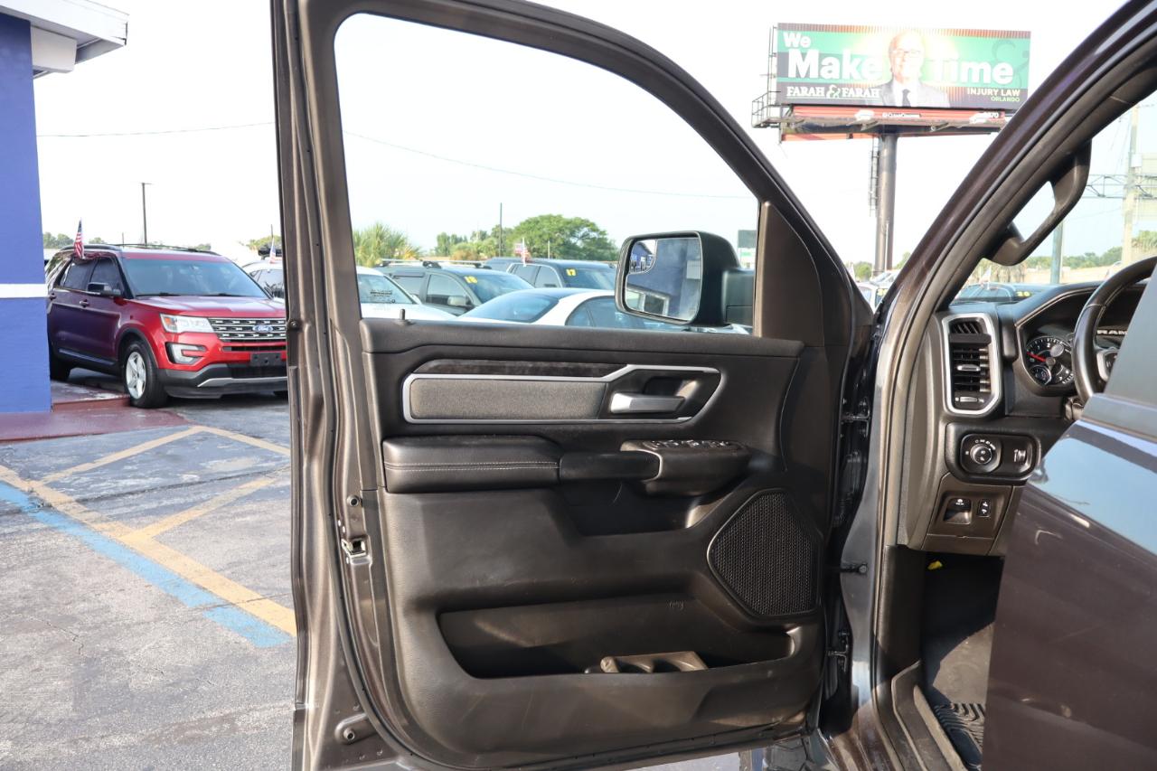 RAM 1500 Big Horn 4x2 Quad Cab 6'4" Box 2022