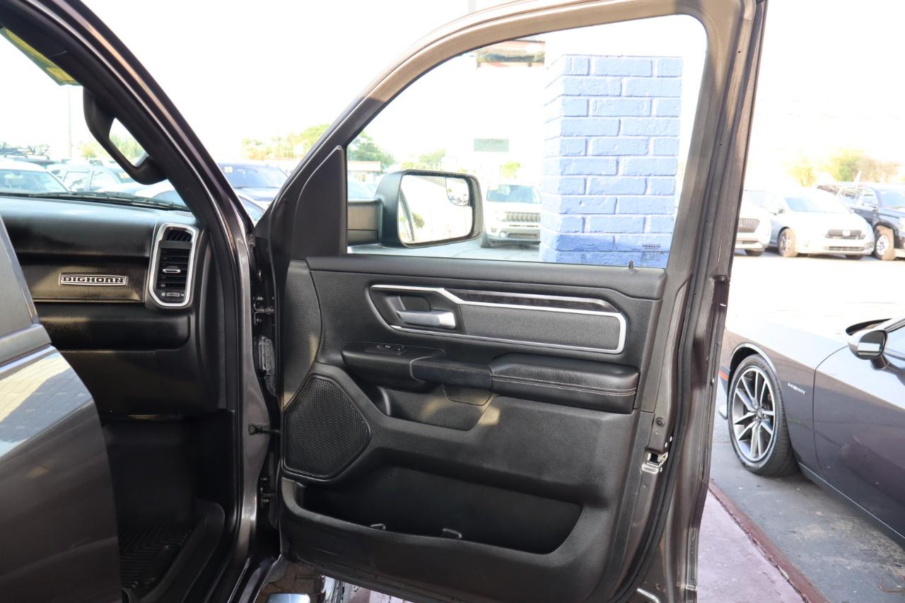 RAM 1500 Big Horn 4x2 Quad Cab 6'4" Box 2022