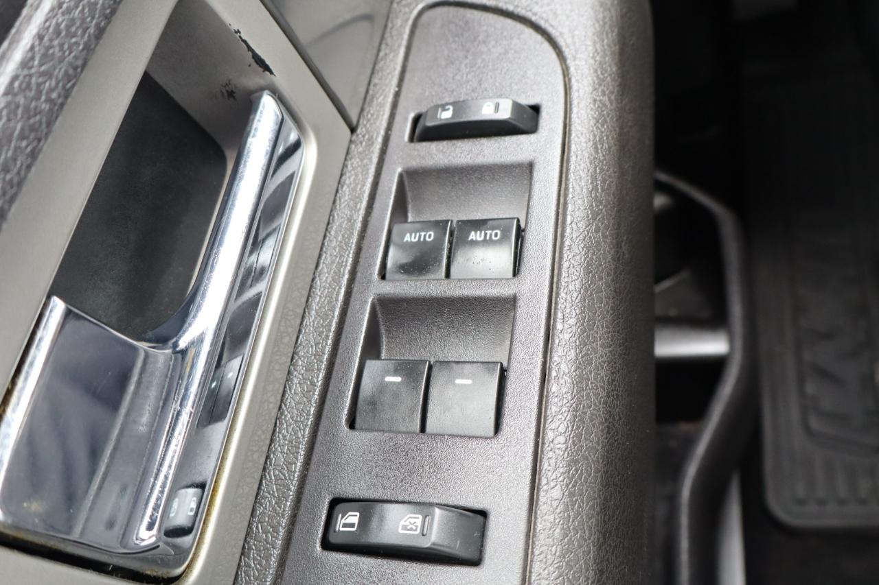 Ford F-150 4WD SuperCrew 145" SVT Raptor 2014