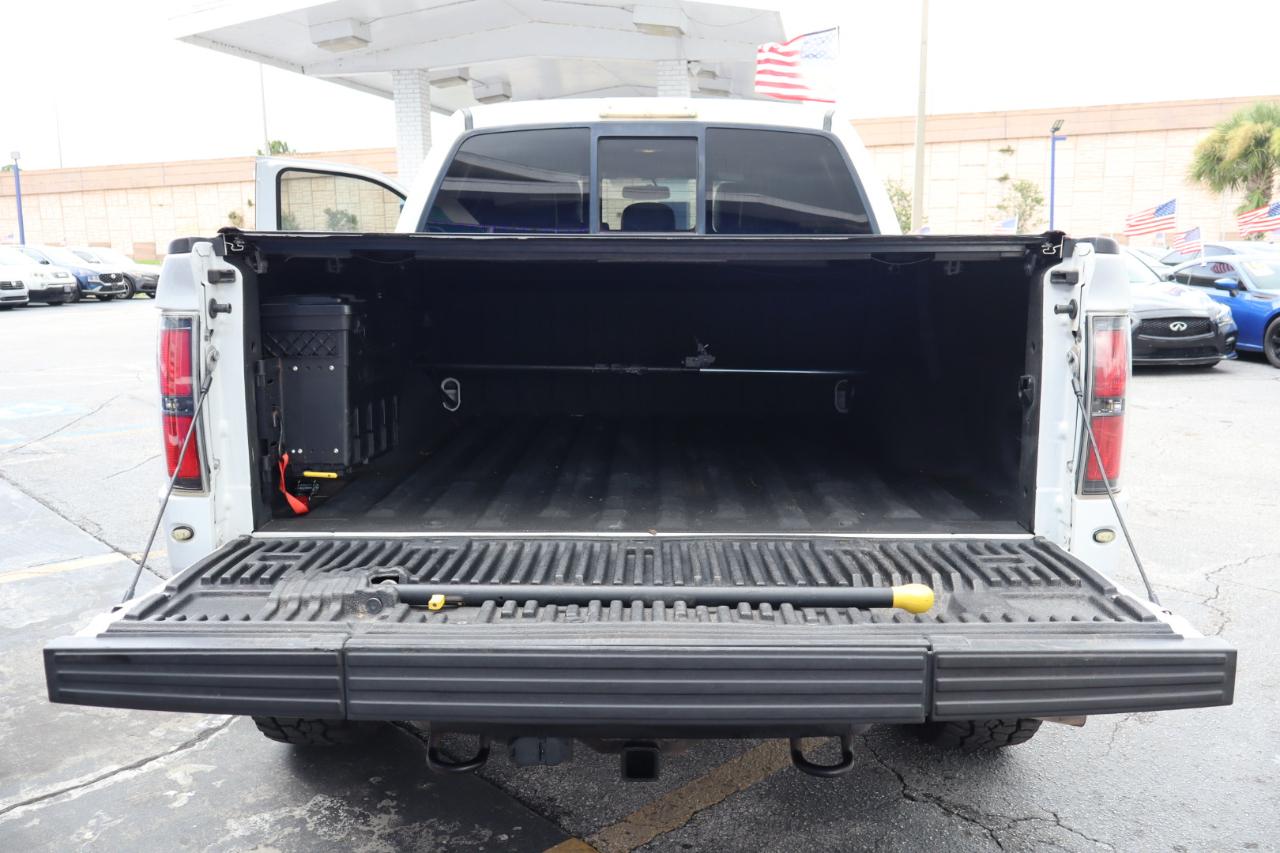 Ford F-150 4WD SuperCrew 145" SVT Raptor 2014