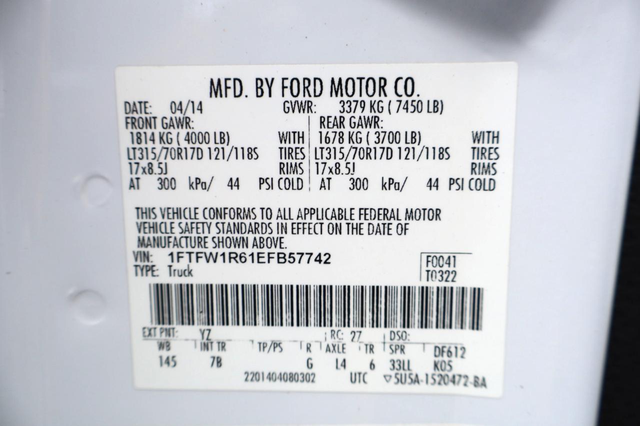 Ford F-150 4WD SuperCrew 145" SVT Raptor 2014
