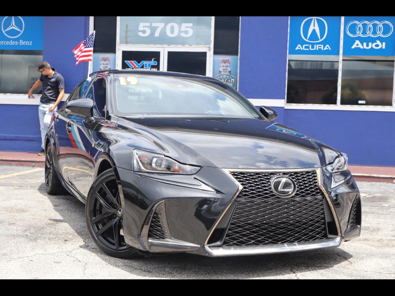 Lexus IS IS Turbo RWD 2017