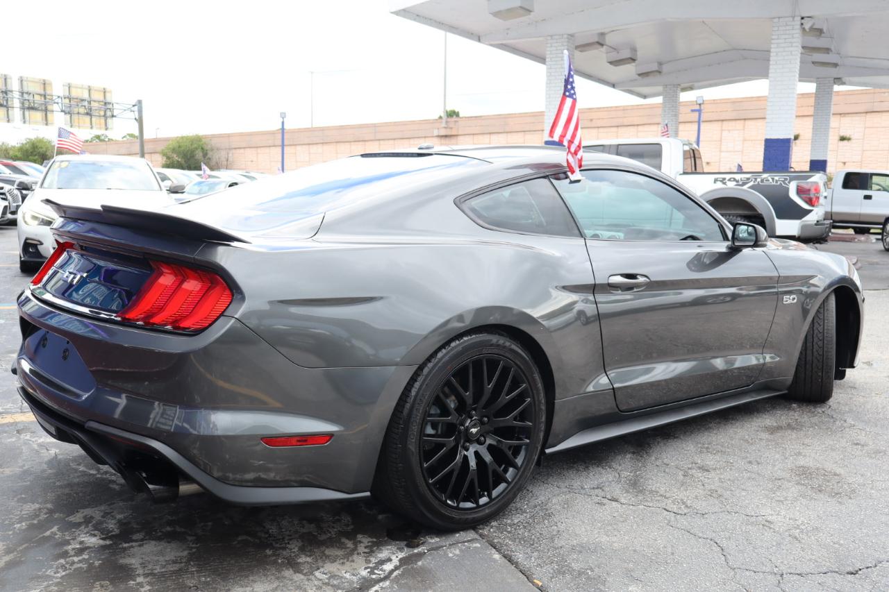 Ford Mustang GT Fastback 2018