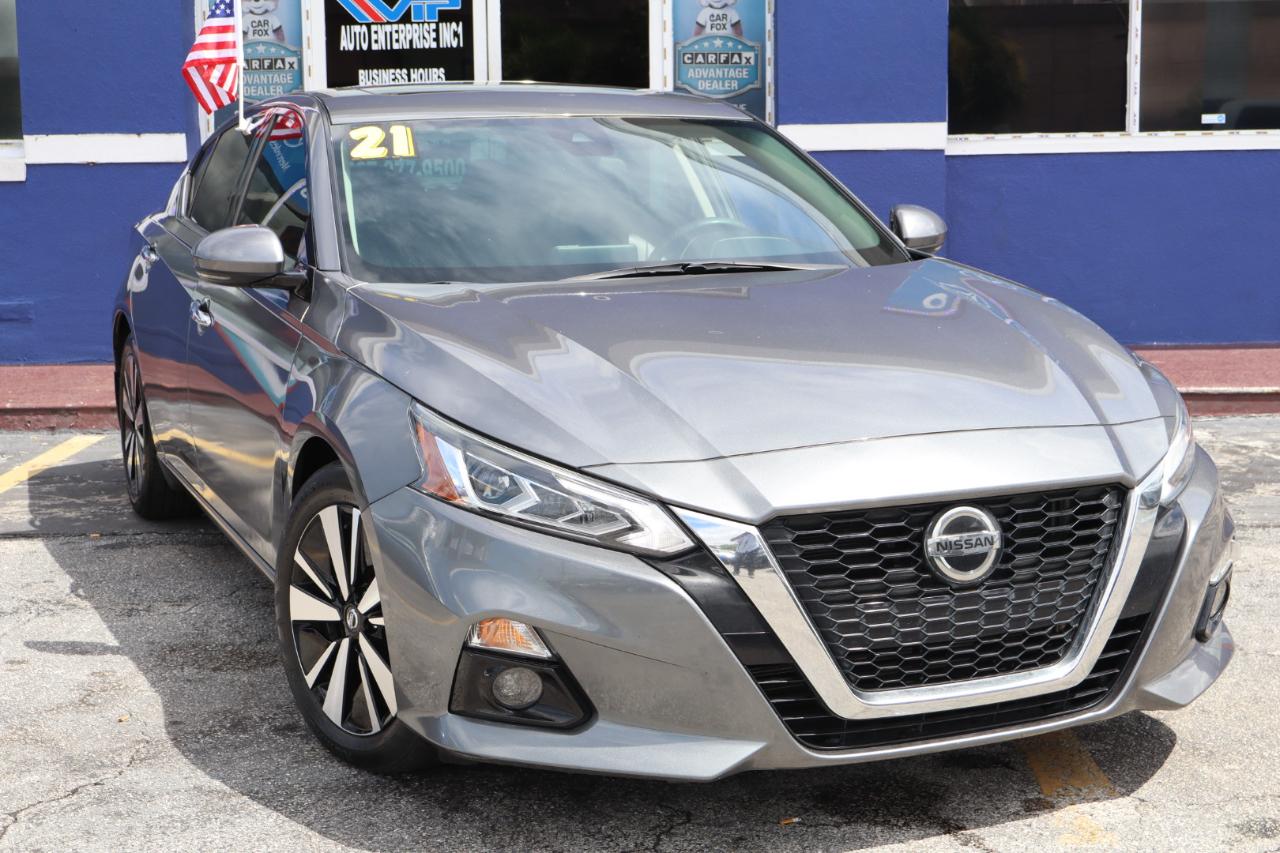 Nissan Altima 2.5 SL Sedan 2021