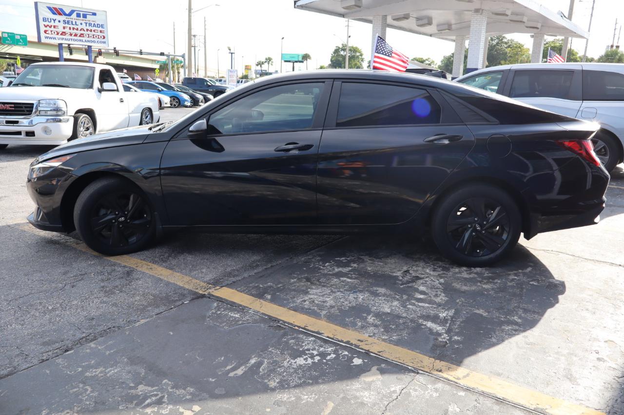 Hyundai Elantra SEL IVT 2023