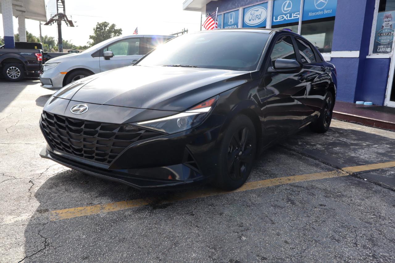 Hyundai Elantra SEL IVT 2023