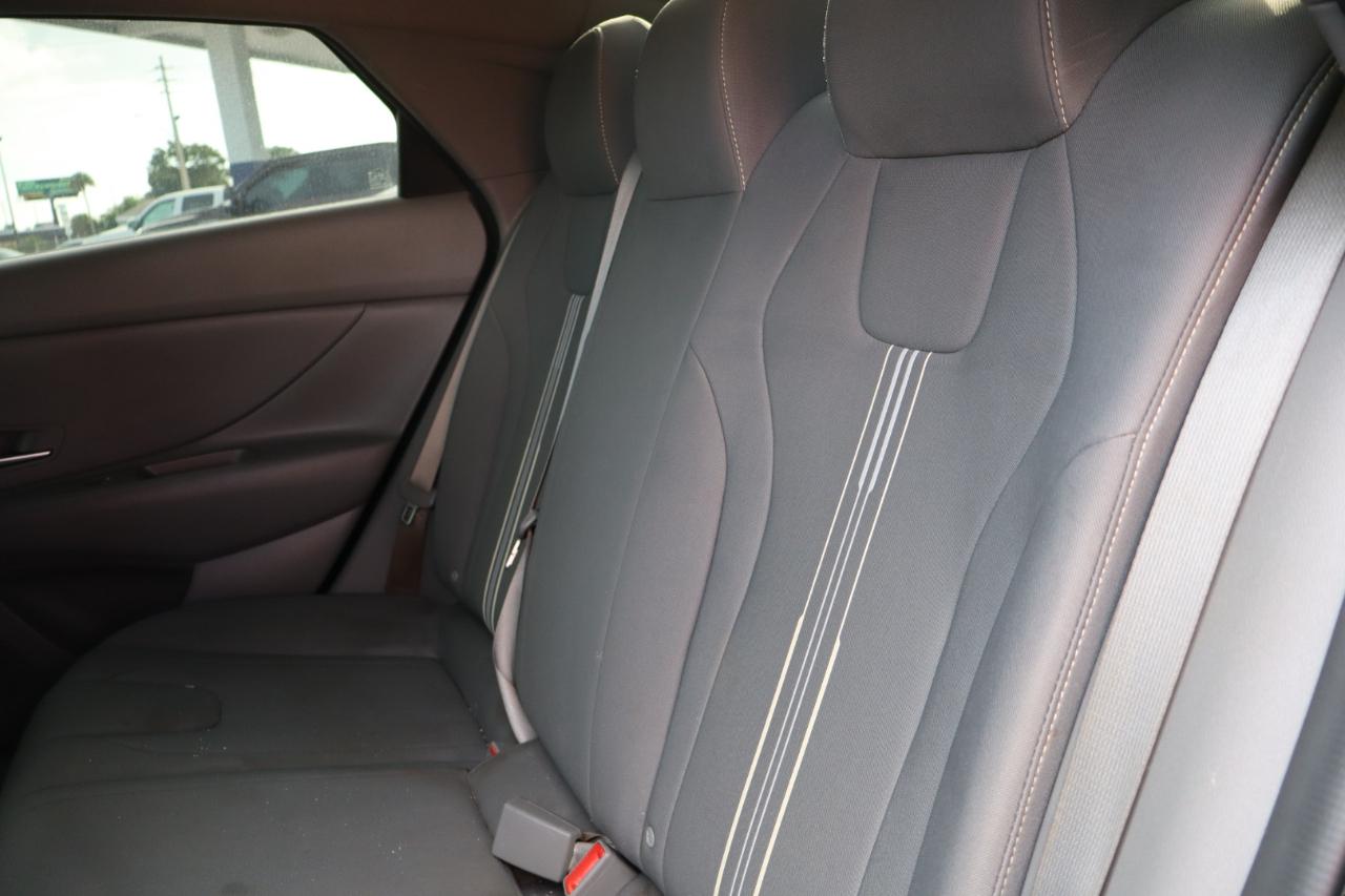 Hyundai Elantra SEL IVT 2023