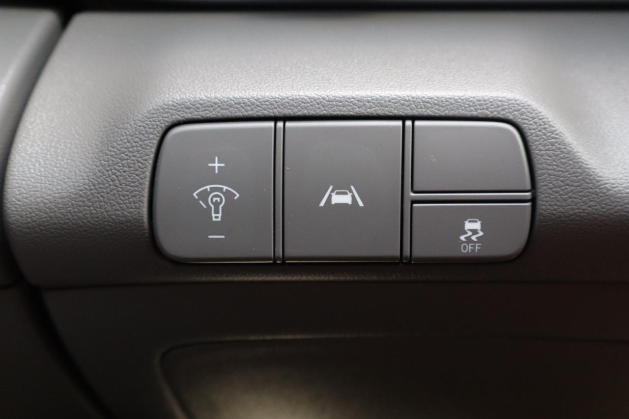 Hyundai Elantra SEL IVT 2023