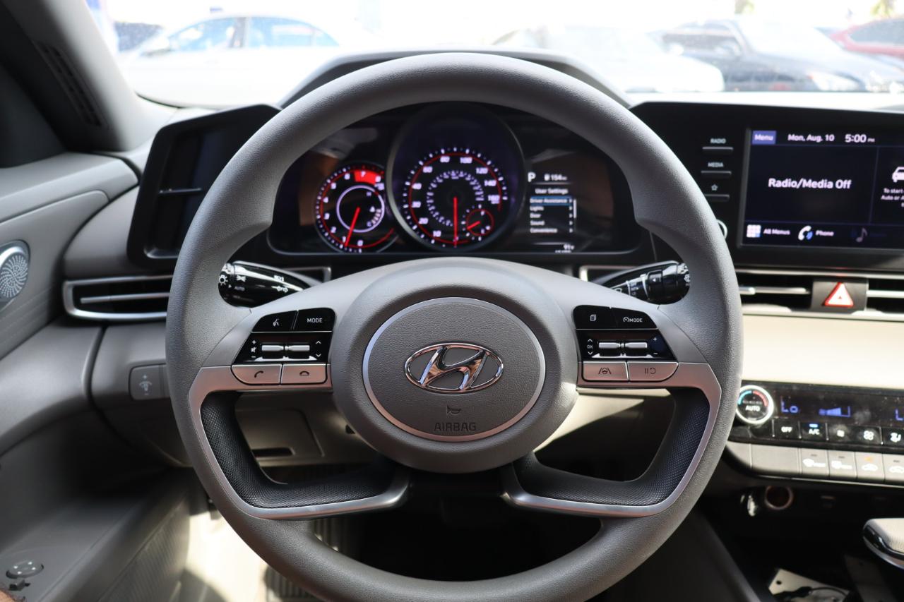 Hyundai Elantra SEL IVT 2023