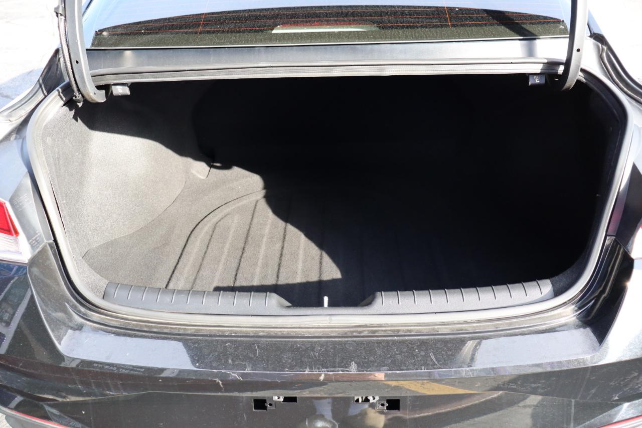 Hyundai Elantra SEL IVT 2023