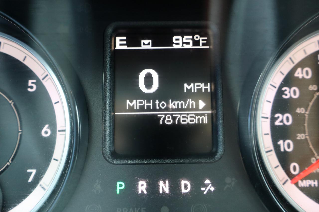 RAM 1500 2WD Crew Cab 140.5" Express 2016