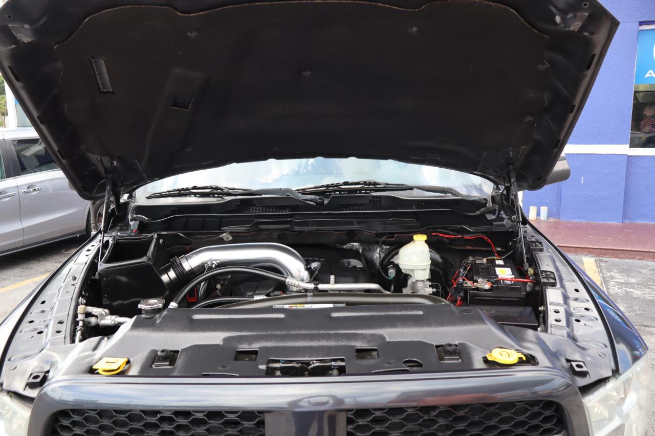 RAM 1500 2WD Crew Cab 140.5" Express 2016