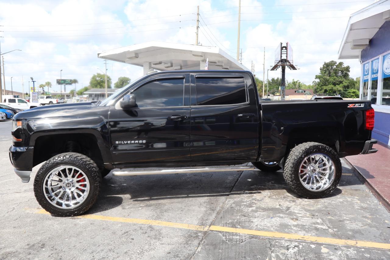 Chevrolet Silverado 1500 4WD Crew Cab 143.5" LT w/2LT 2016