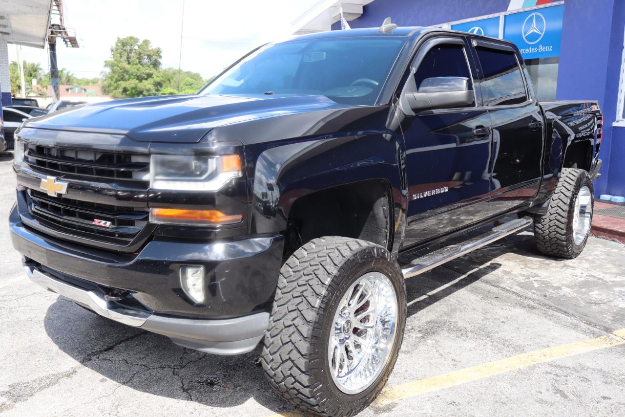 Chevrolet Silverado 1500 4WD Crew Cab 143.5" LT w/2LT 2016