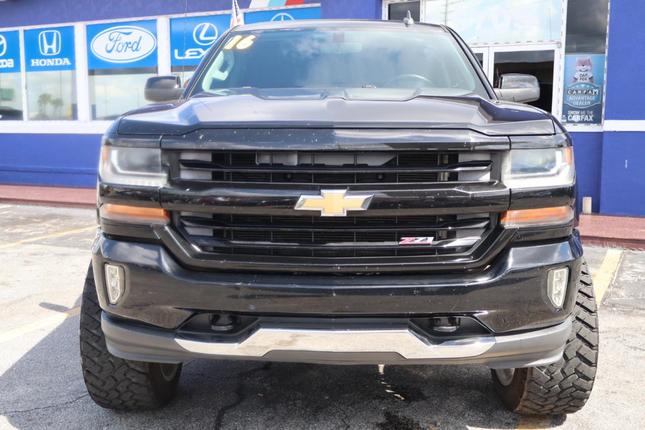 Chevrolet Silverado 1500 4WD Crew Cab 143.5" LT w/2LT 2016