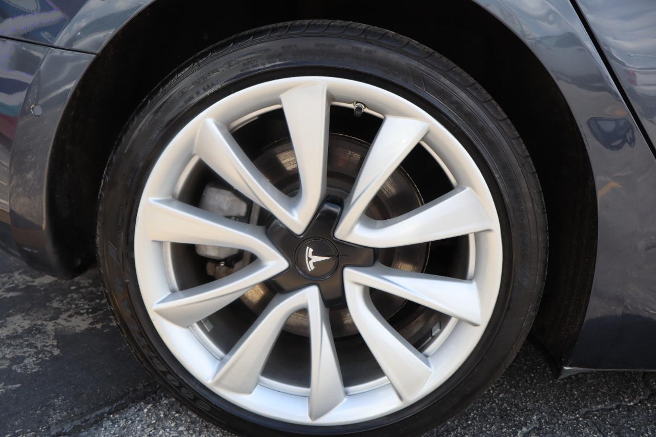 Tesla Model 3 Long Range Battery AWD 2018