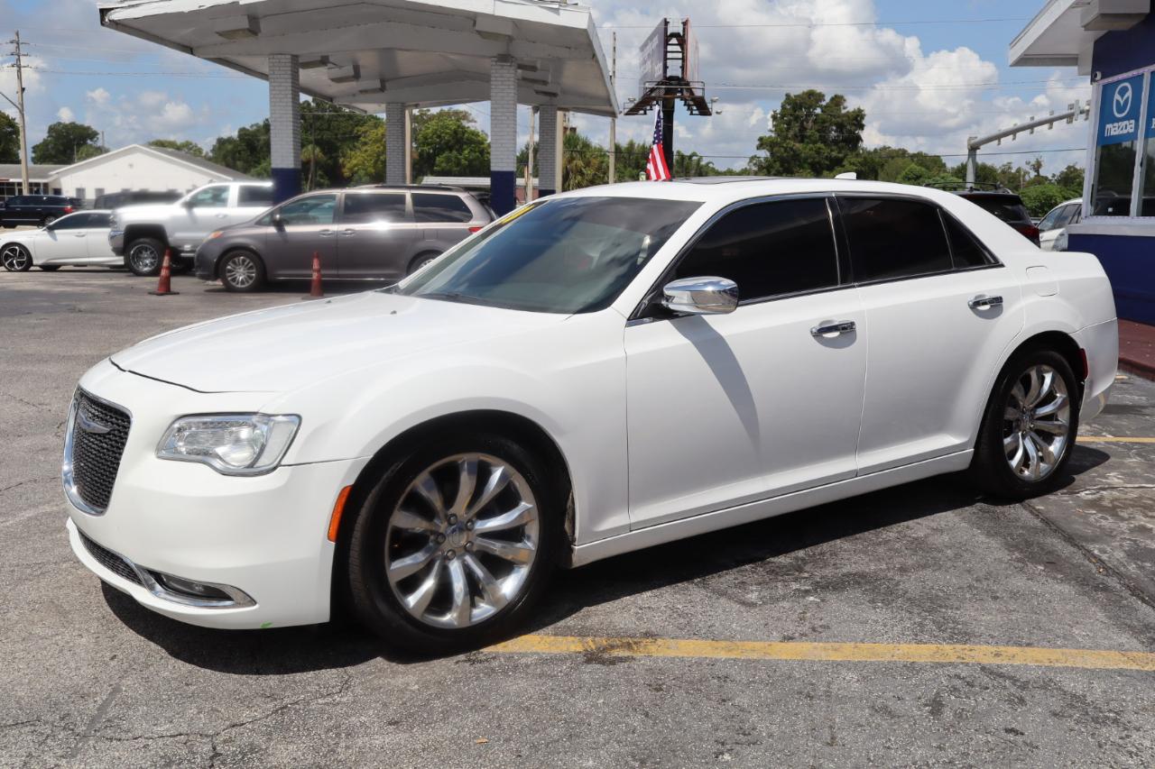 Chrysler 300 Limited RWD 2020