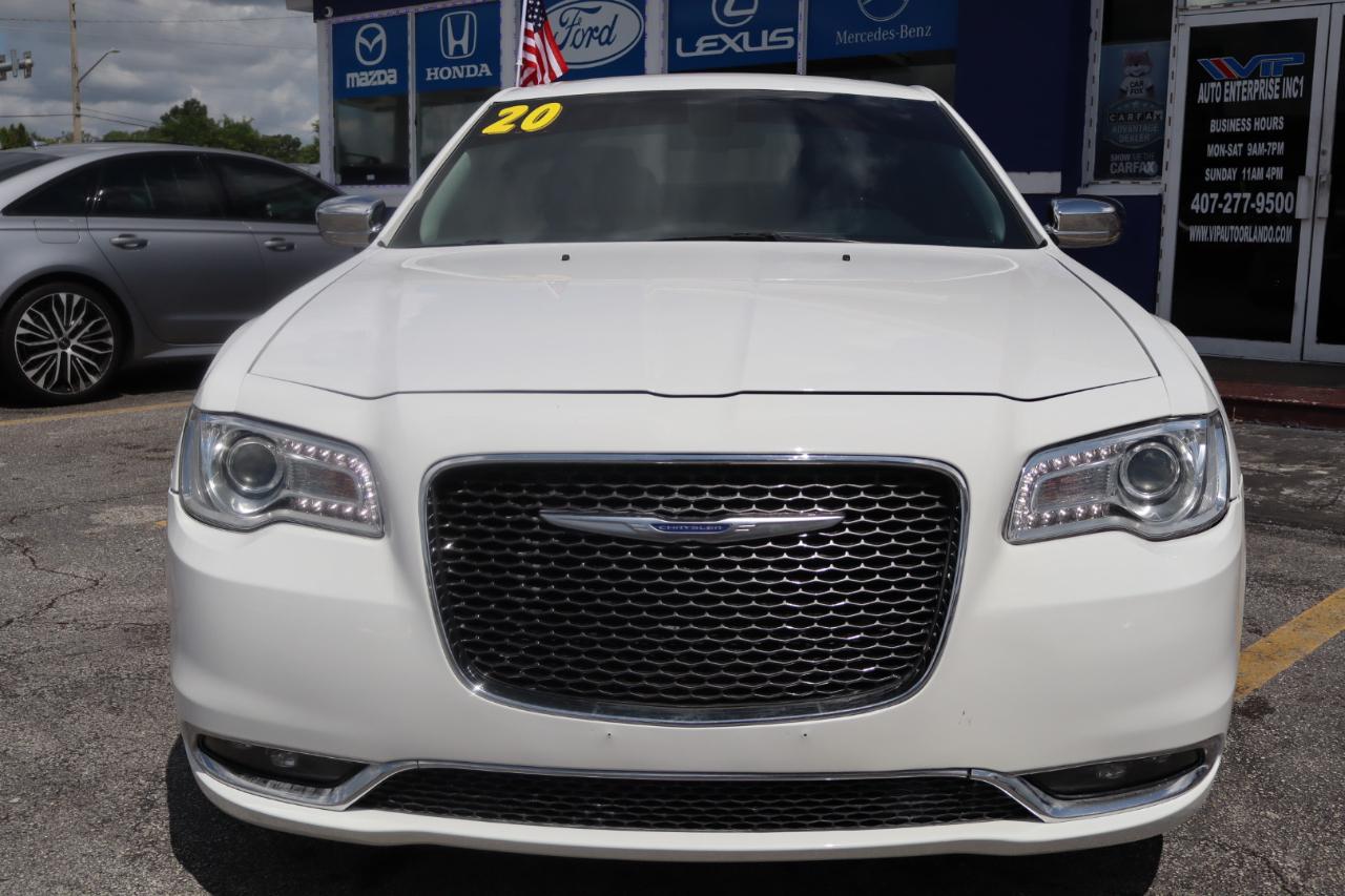 Chrysler 300 Limited RWD 2020