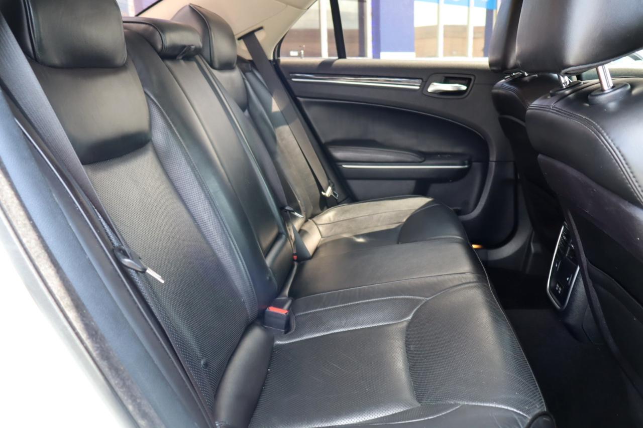 Chrysler 300 Limited RWD 2020