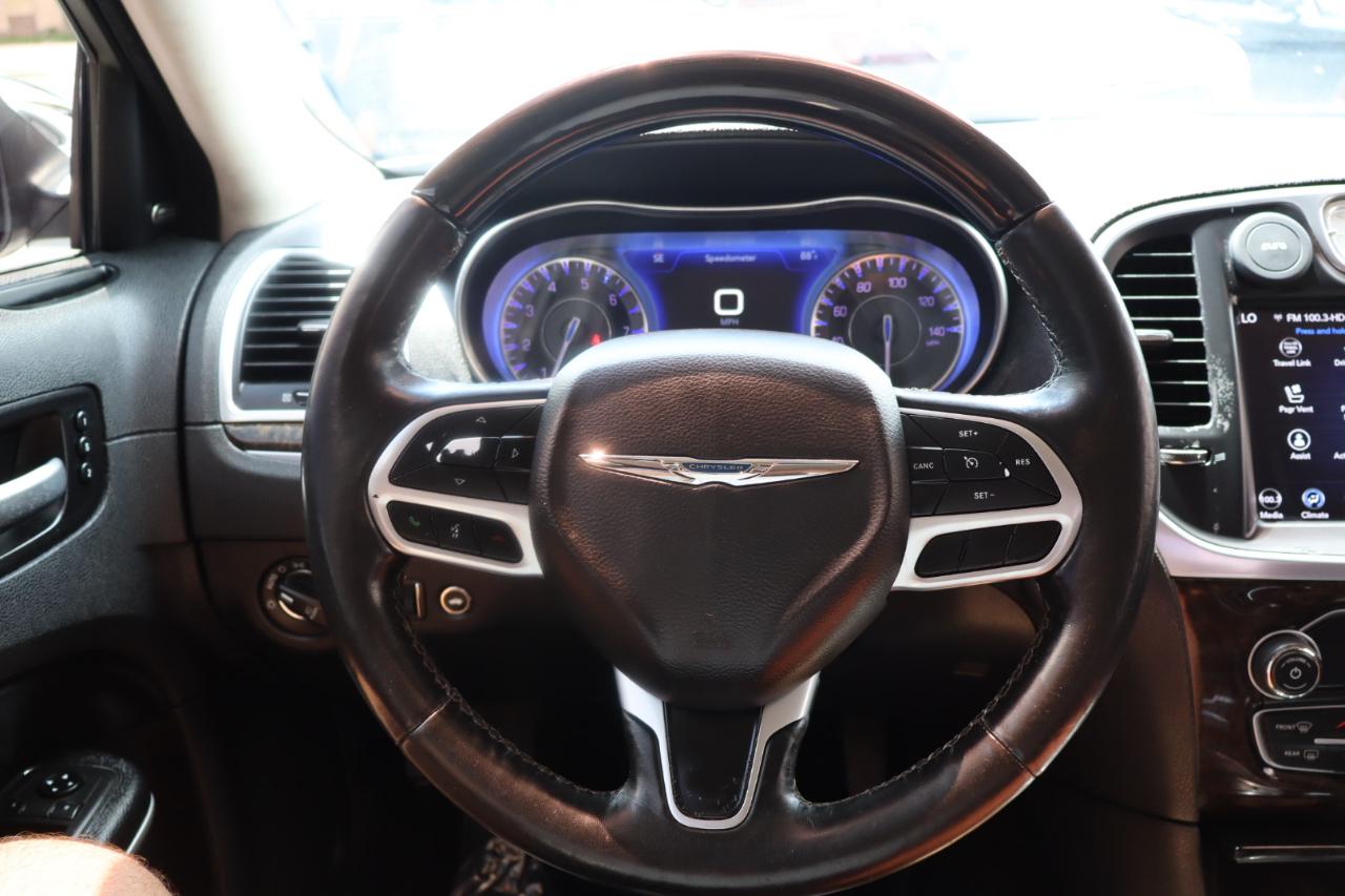 Chrysler 300 Limited RWD 2020