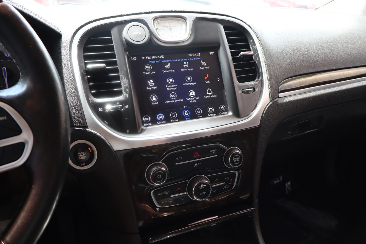 Chrysler 300 Limited RWD 2020