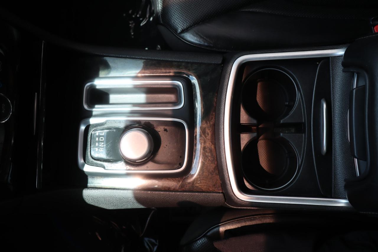 Chrysler 300 Limited RWD 2020