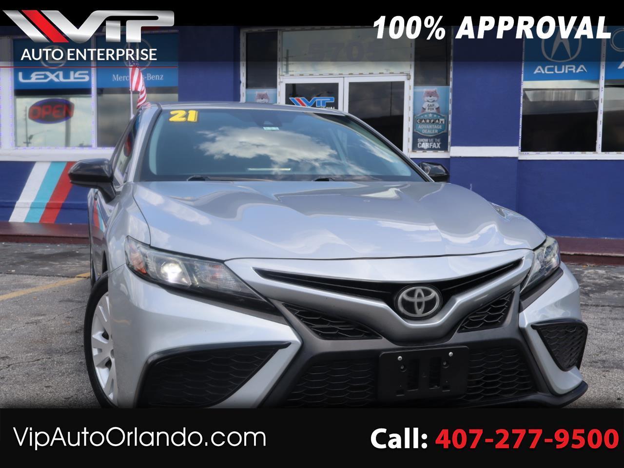 Toyota Camry SE Auto (Natl) 2021