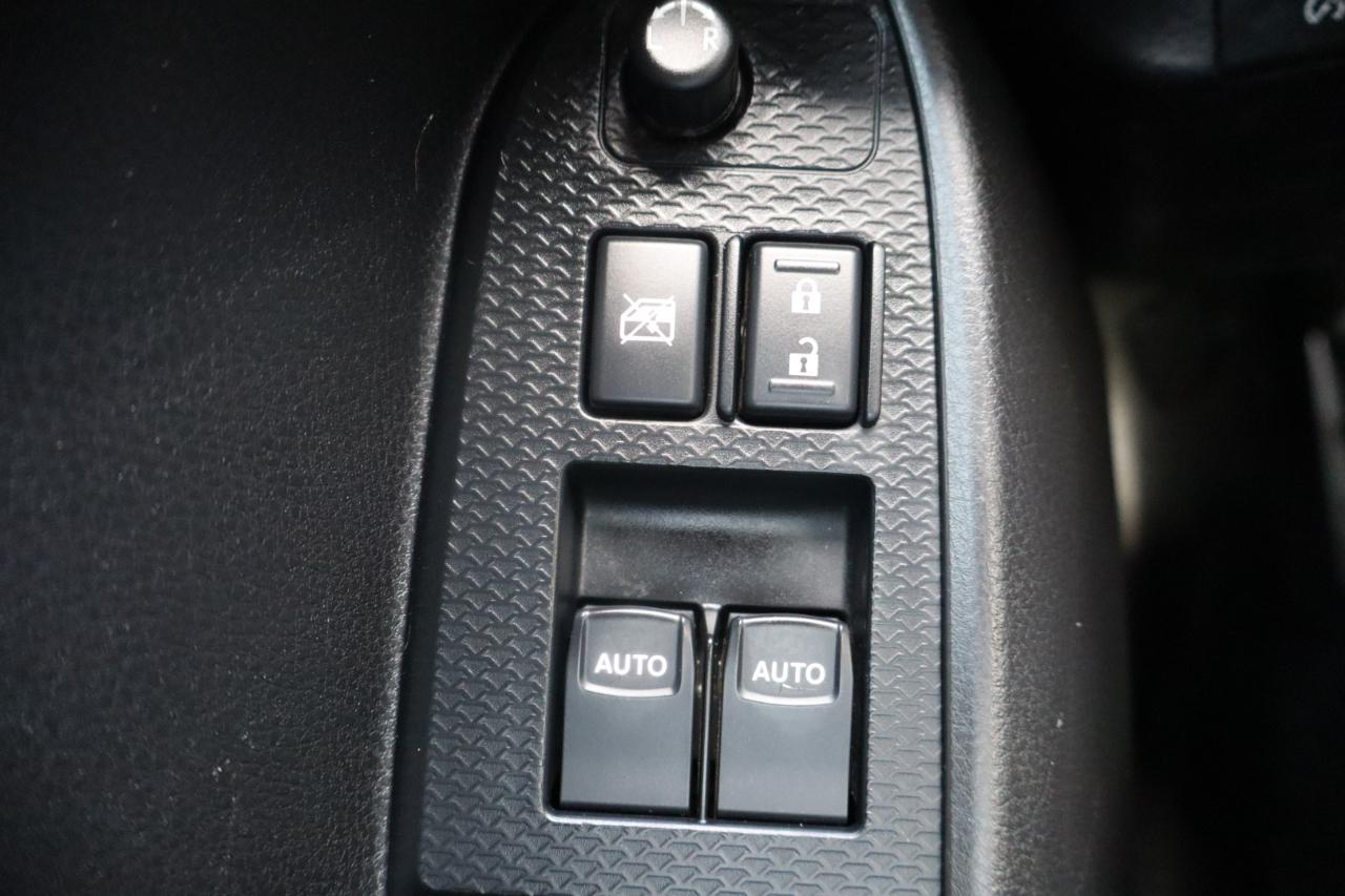 Scion FR-S 2dr Cpe Man (Natl) 2013