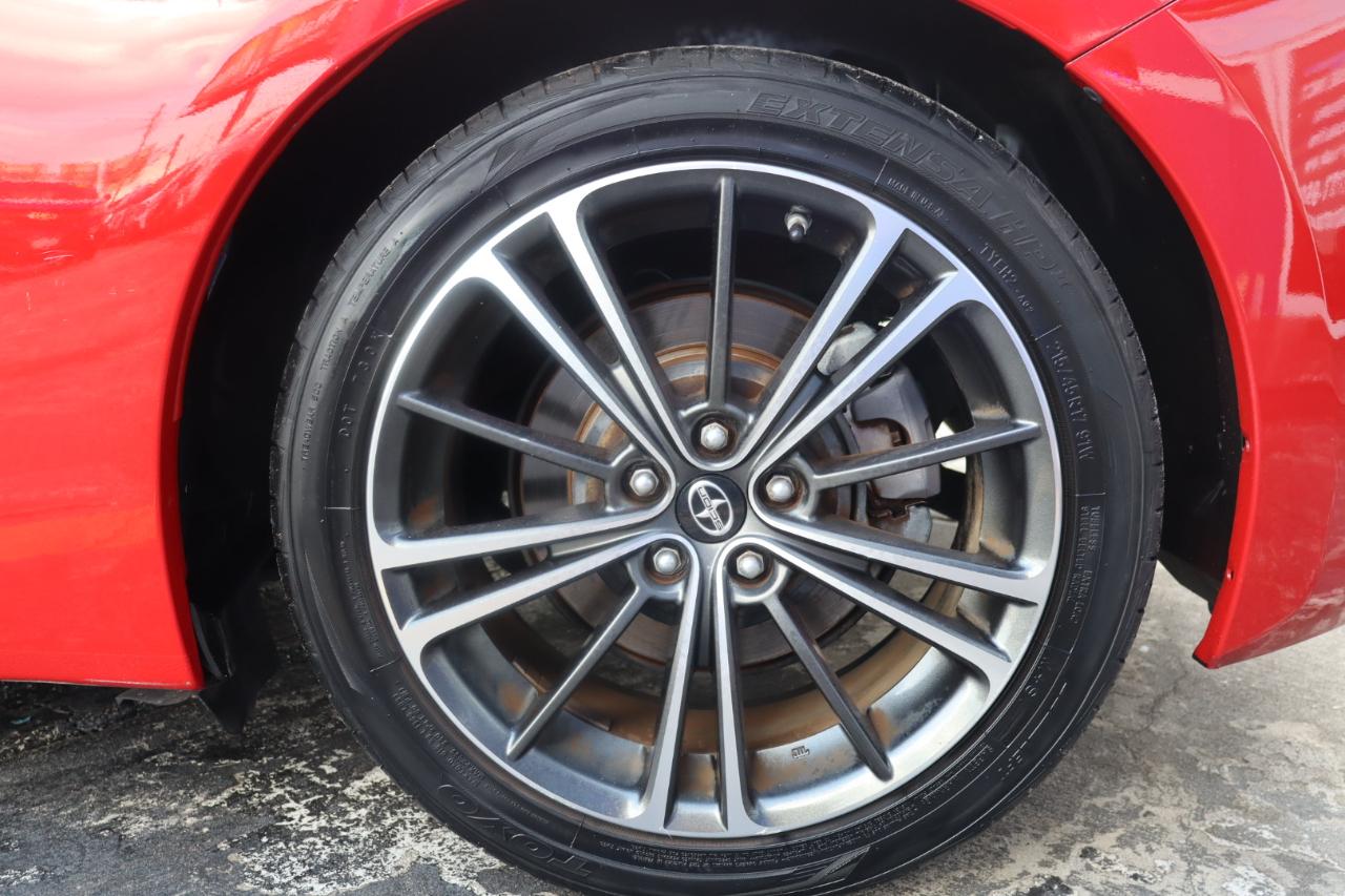 Scion FR-S 2dr Cpe Man (Natl) 2013