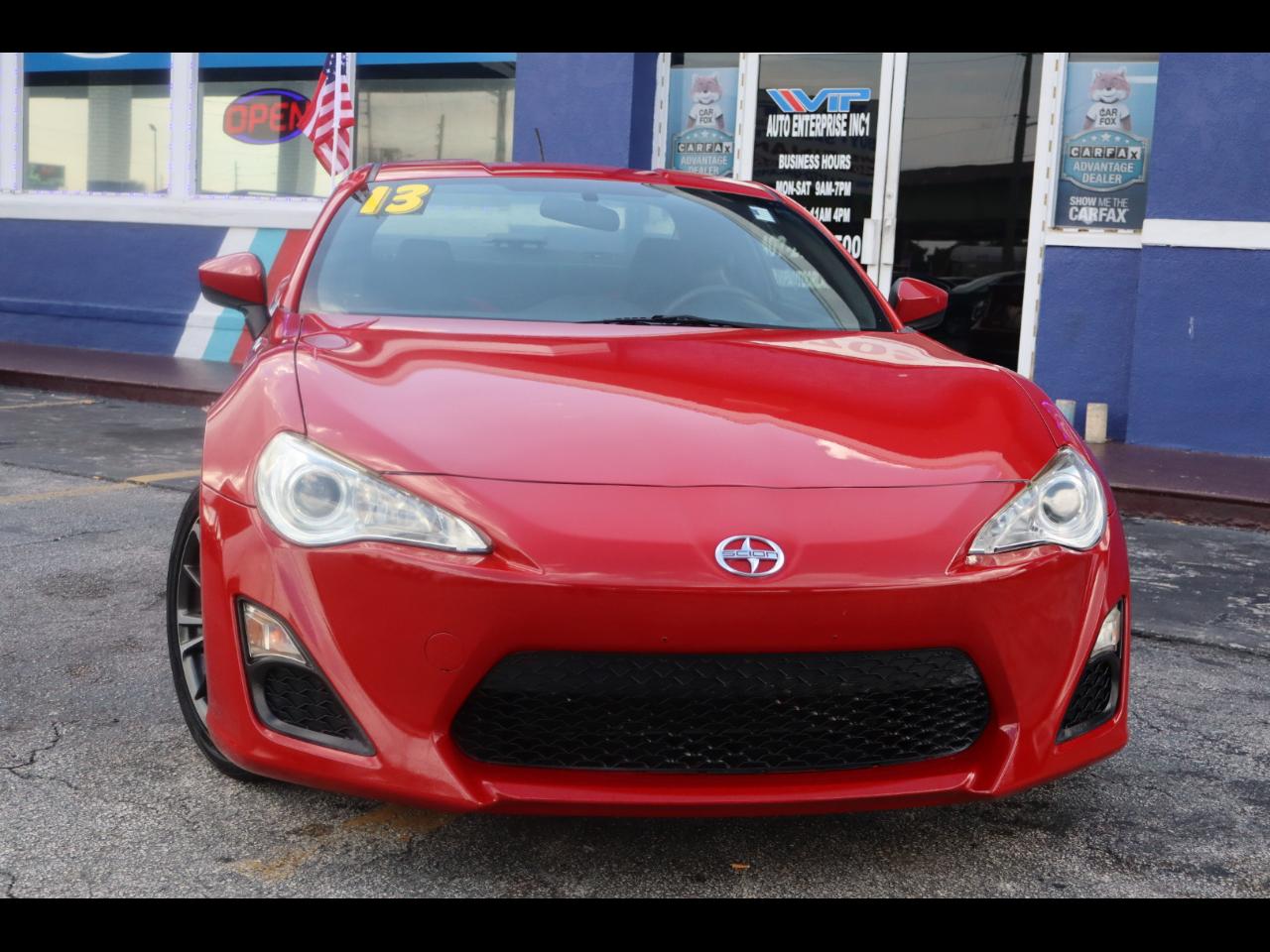 Scion FR-S 2dr Cpe Man (Natl) 2013