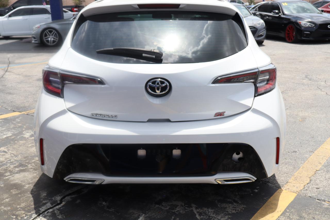 Toyota Corolla Hatchback SE Manual (Natl) 2022