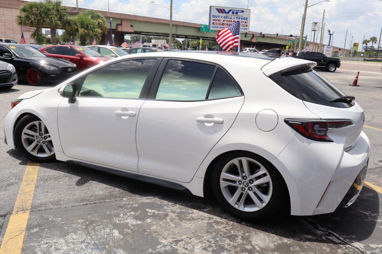 Toyota Corolla Hatchback SE Manual (Natl) 2022