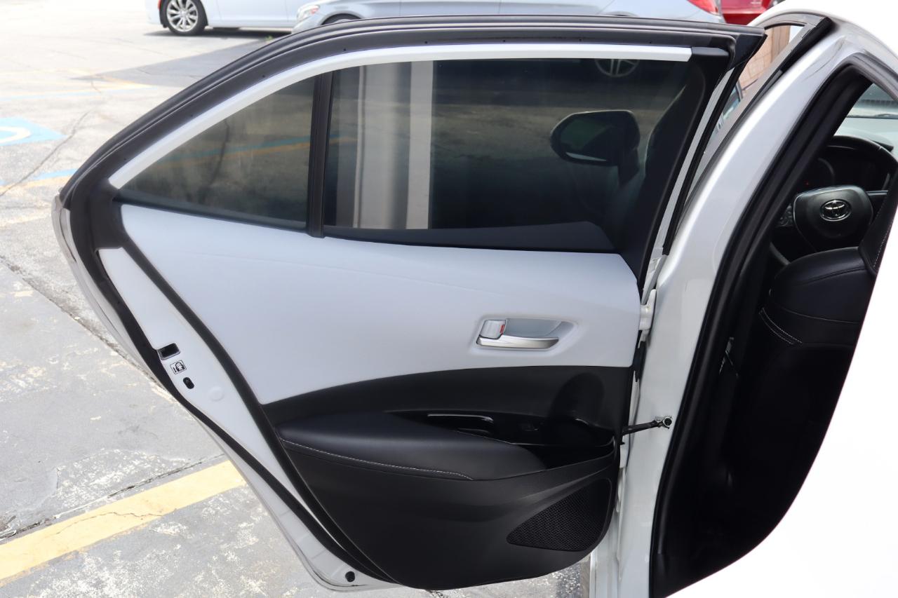 Toyota Corolla Hatchback SE Manual (Natl) 2022