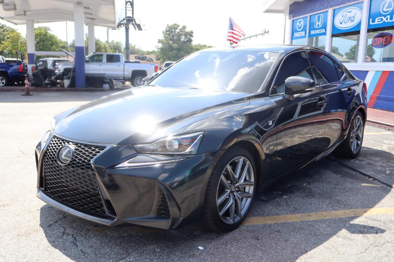 Lexus IS IS Turbo RWD 2017