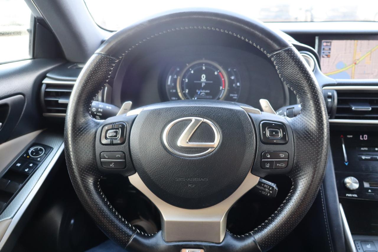 Lexus IS IS 300 RWD 2018