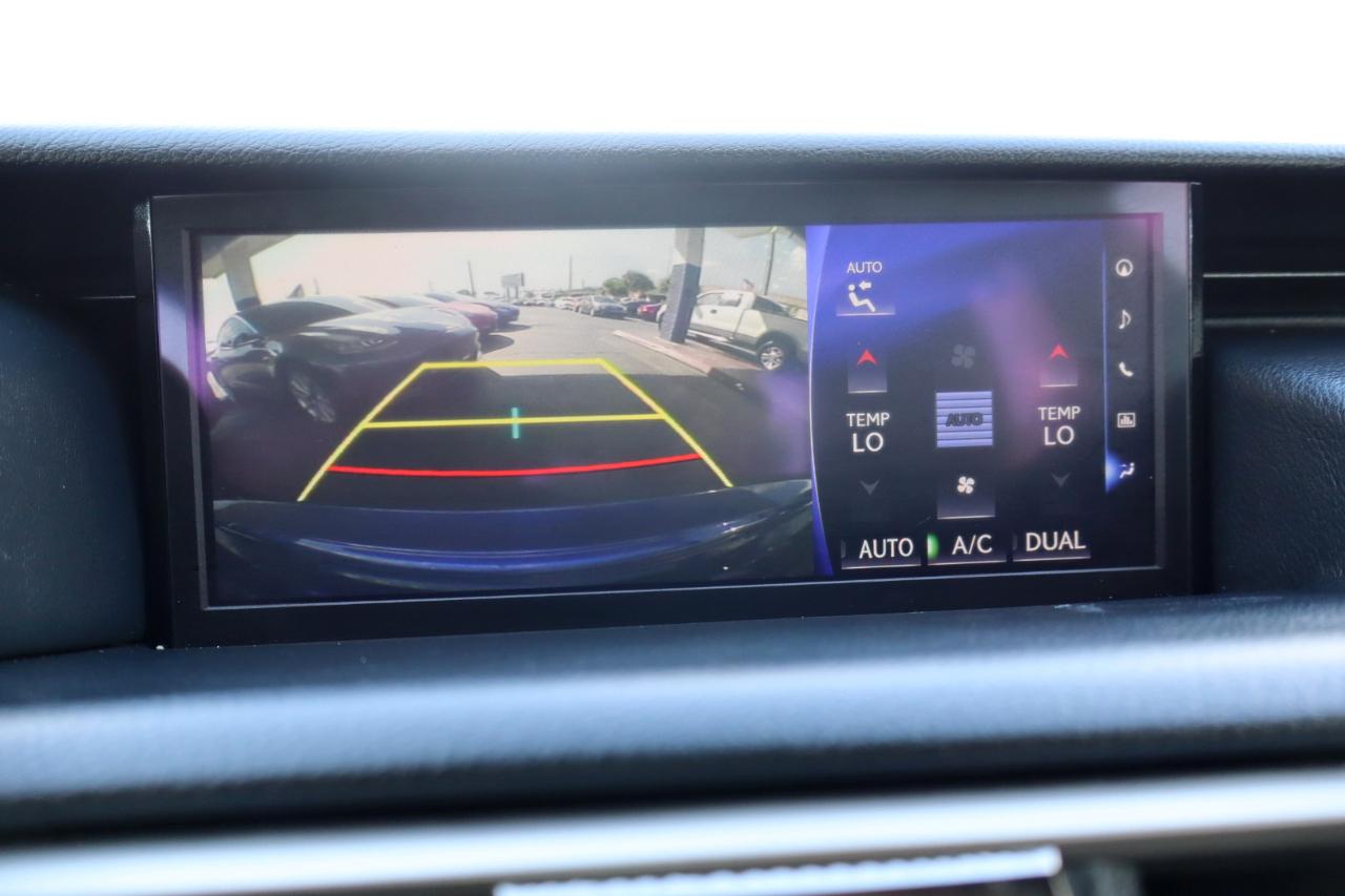Lexus IS IS 300 RWD 2018