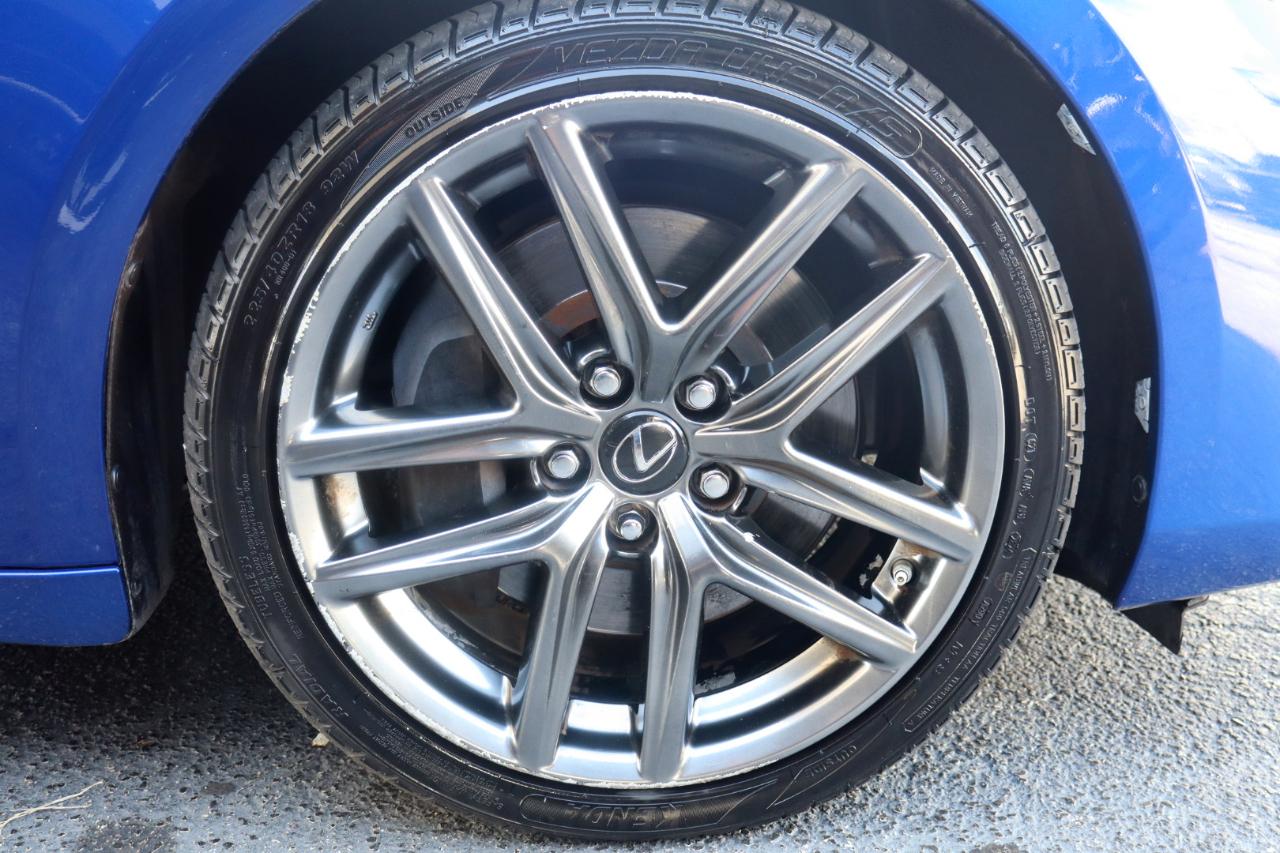 Lexus IS IS 300 RWD 2018