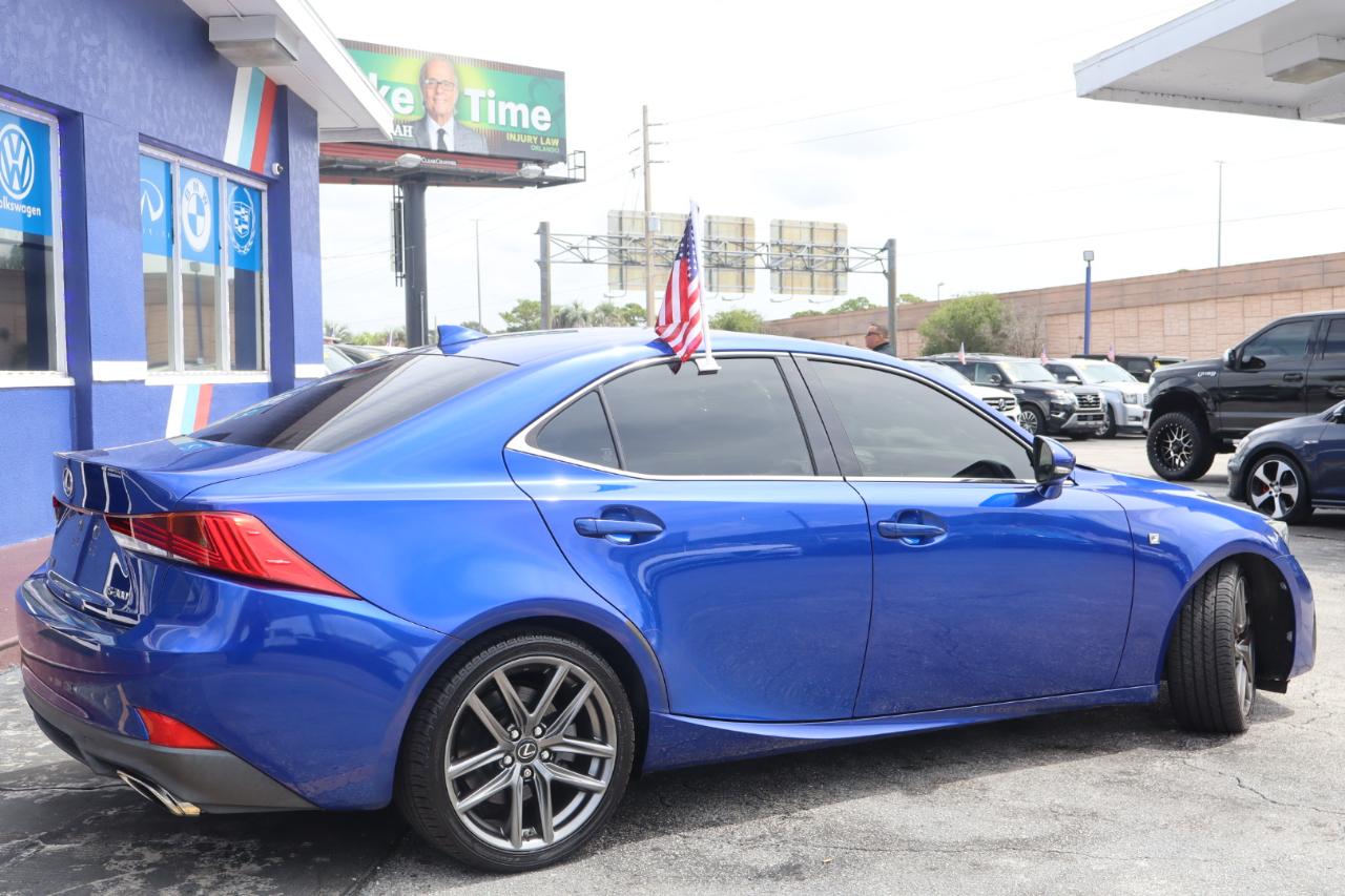 Lexus IS IS 300 RWD 2018