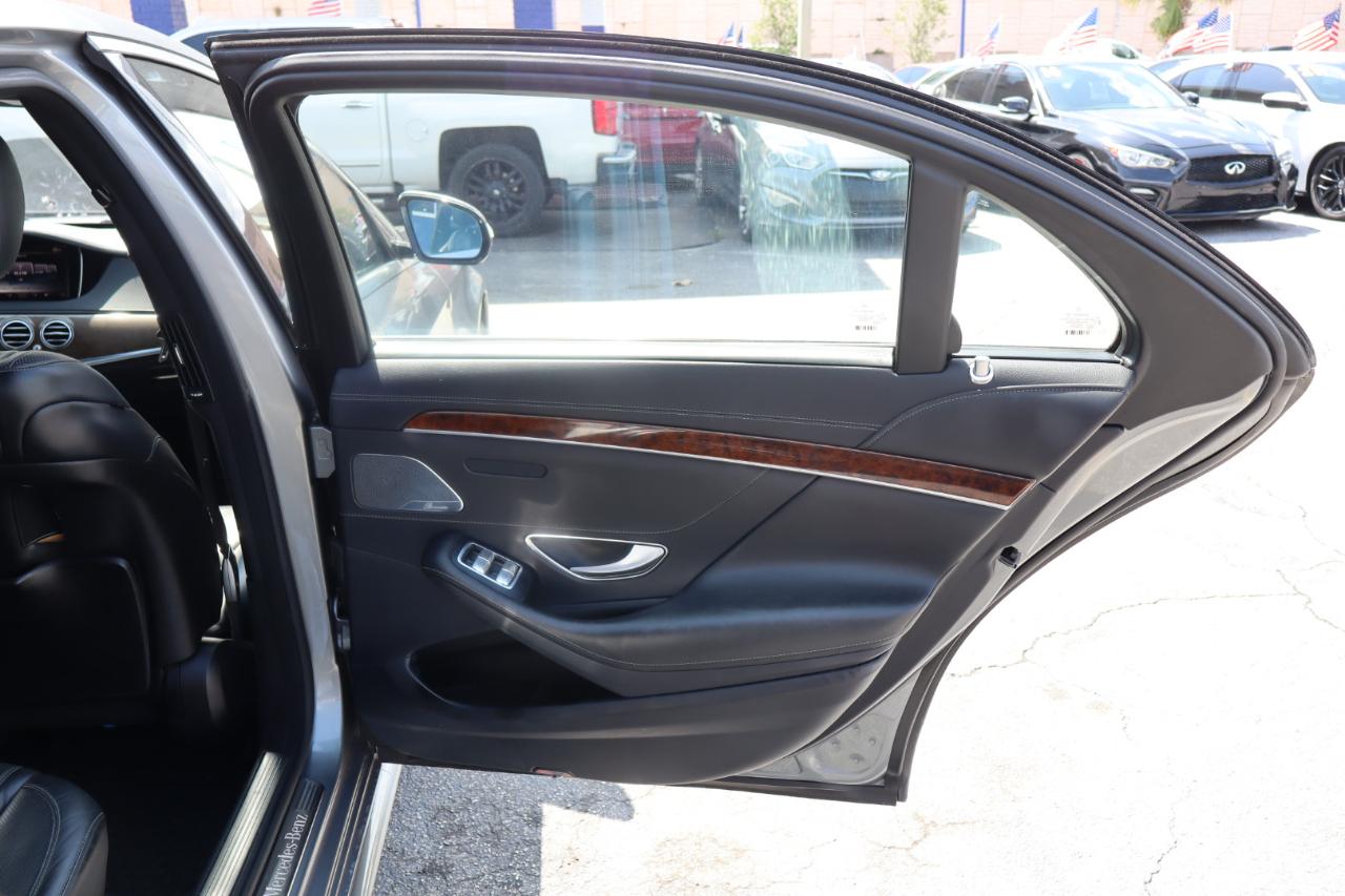 Mercedes-Benz S-Class 4dr Sdn S 550 4MATIC 2015