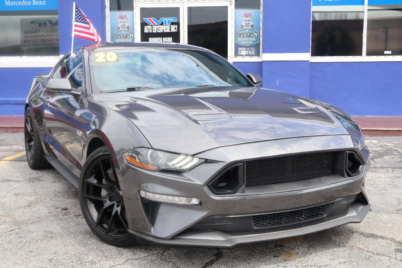 Ford Mustang GT Fastback 2020