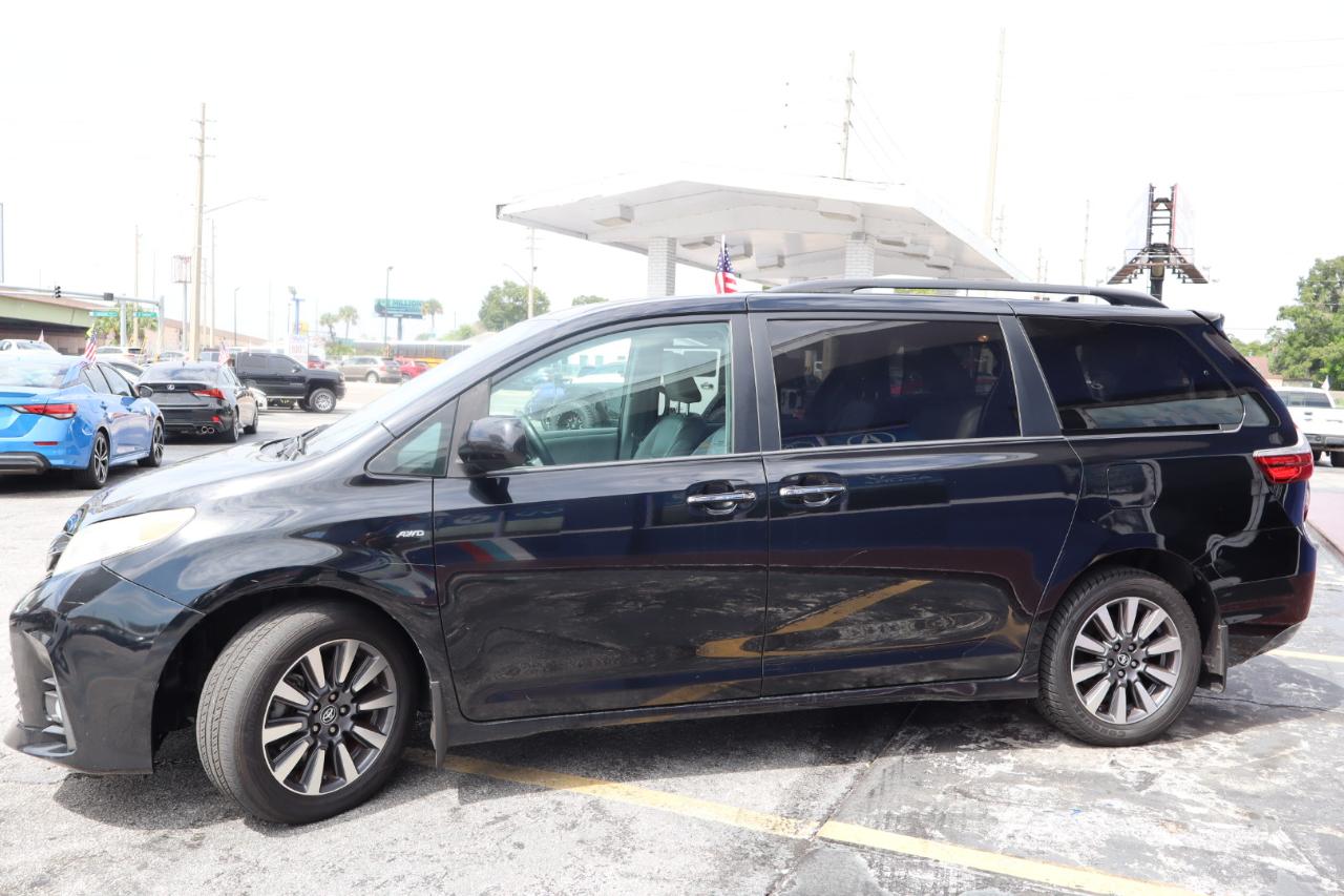 Toyota Sienna Limited Premium AWD 7-Passenger (Natl) 2018