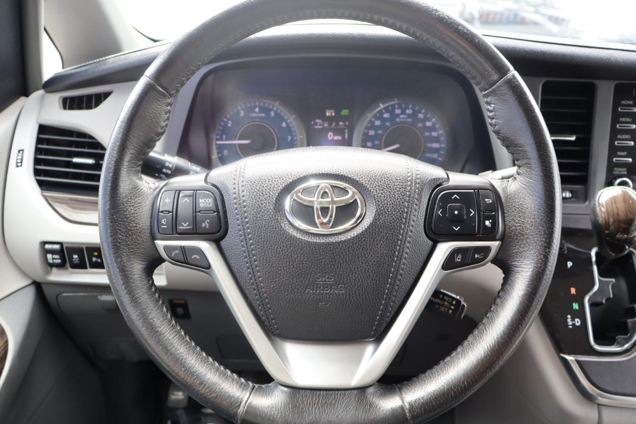 Toyota Sienna Limited Premium AWD 7-Passenger (Natl) 2018