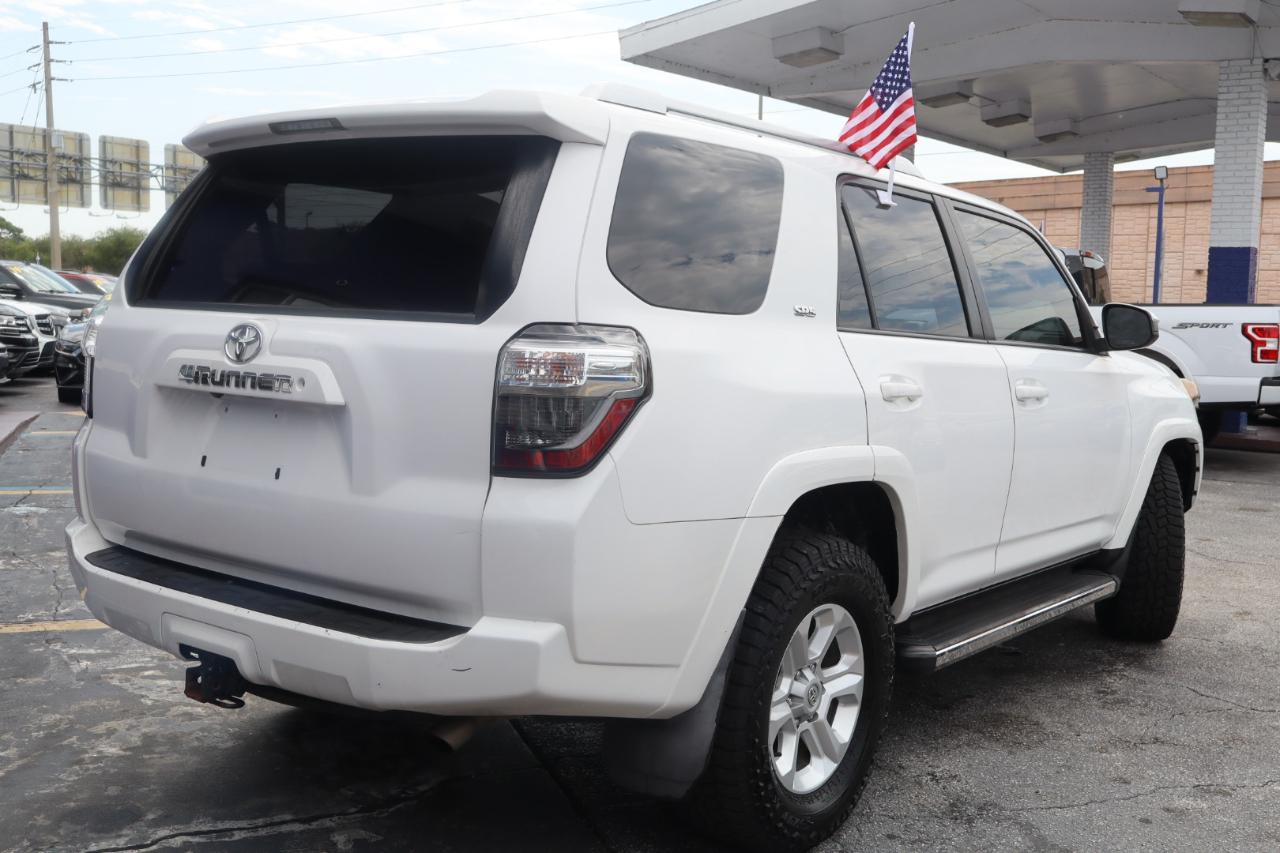 Toyota 4Runner RWD 4dr V6 SR5 Premium (Natl) 2014